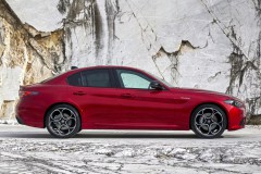 Alfa Romeo Giulia 2022 photo image 3