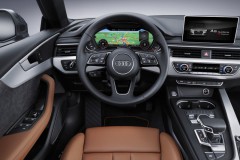Audi A5 2016 hečbeka Salons - vadītāja vieta