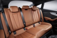 Audi A5 2016 hečbeka Salons - aizmugurējais sēdeklis