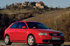Audi S3 2000 hečbeka foto attēls 4