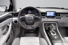 Audi S8 sedana foto attēls 8