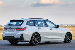 BMW 3 series 2022 Touring G21 Estate car photo image 4