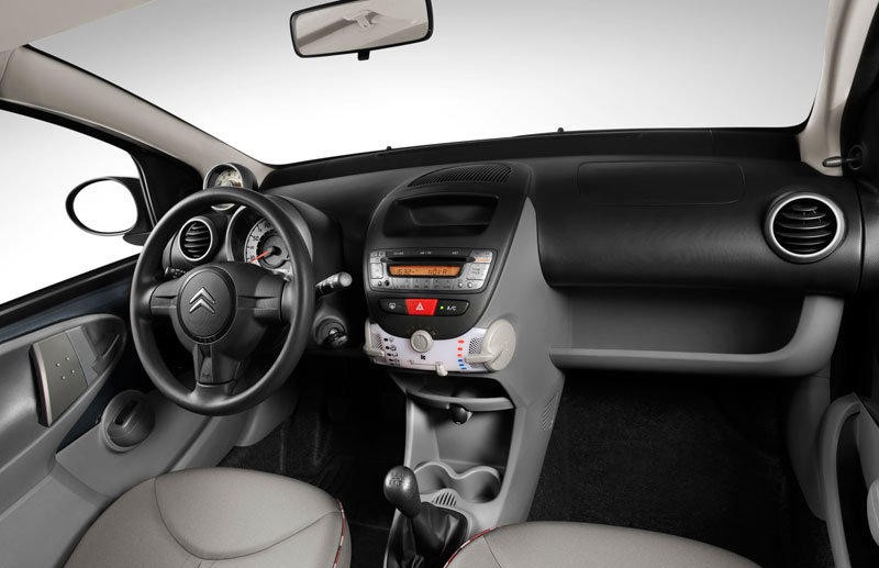 Citroen C1 Hatchback 2008 - 2012 Reviews, Technical Data, Prices