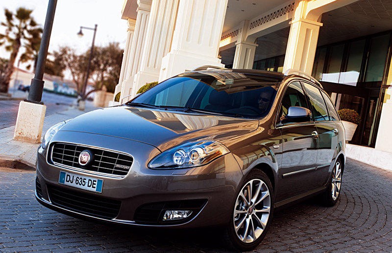 Fiat Croma Hatchback 2008 2011 reviews, technical data