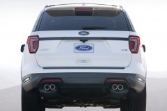 Ford Explorer 2018 photo image 12