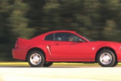 Ford Mustang 1999 foto attēls 7