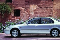 Honda Civic 1996 sedana foto attēls 2