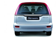 Honda Stream minivena foto attēls 5