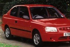 Hyundai Accent 1999 hatchback foto 1