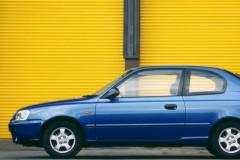 Hyundai Accent 1999 hečbeka foto attēls 4
