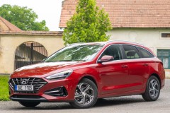 Hyundai i30 2020 estate car photo image 1