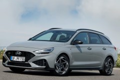 Hyundai i30 2024 estate car photo image 2