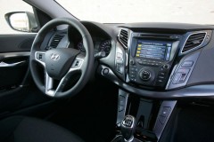 Hyundai i40 2011 sedana foto attēls 9