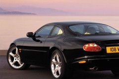 Jaguar XKR 2004 foto attēls 8
