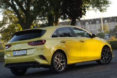 Kia Ceed 2021 hatchback photo image 3