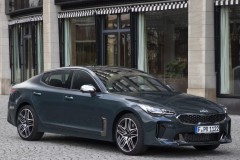 Kia Stinger 2020 photo image 2