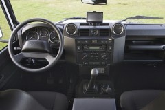 Land Rover Defender 2011 foto attēls 4