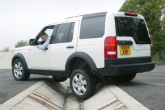 Land Rover Discovery 2004 3 foto 4