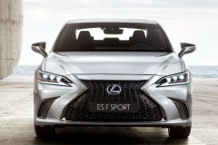 Lexus ES 2018 photo image 5