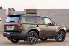 Lexus GX 2023 photo image 3