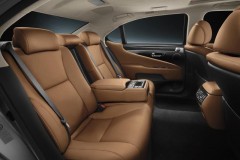 Lexus LS 2012 foto attēls 16
