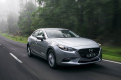 Mazda 3 2016 sedana foto attēls 5