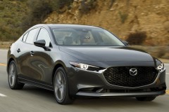 Mazda 3 2019 sedana foto attēls 1