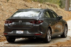 Mazda 3 2019 sedana foto attēls 4