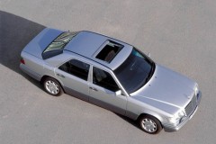 Mercedes E class 1993 W124 sedan photo image 3