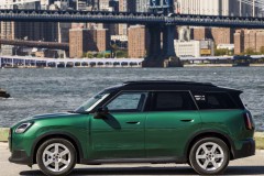 Mini Countryman 2023 U25 foto attēls 2