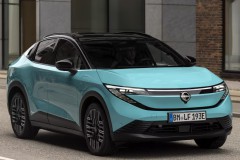Nissan Leaf 2025 photo image 2