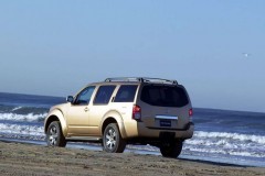 Nissan Pathfinder 2005 3 foto attēls 9