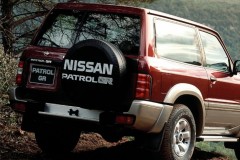 Nissan Patrol 1998 photo image 4
