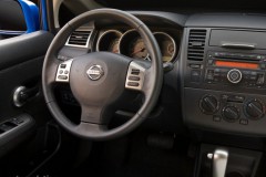 Nissan Tiida 2007 hatchback photo image 17