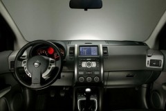 Nissan X-Trail 2010 Interior - dashboard (instrument panel), drivers seat