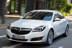 Opel Insignia sedana foto attēls 10