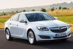 Opel Insignia sedana foto attēls 13