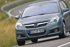 Opel Signum 2005 photo image 1