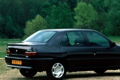 Peugeot 306 1999 sedana foto attēls 1