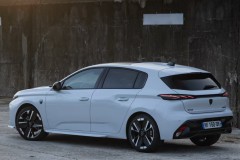 Peugeot 308 2025 hatchback photo image 3