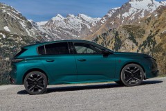 Peugeot 308 2025 hatchback photo image 4