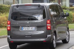 Peugeot Traveller 2019 photo image 3