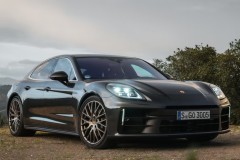 Porsche Panamera 2023
