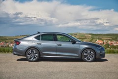 Skoda Octavia 2024 hečbeka foto attēls 4