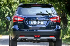 Suzuki SX4 2016 crossover photo image 12
