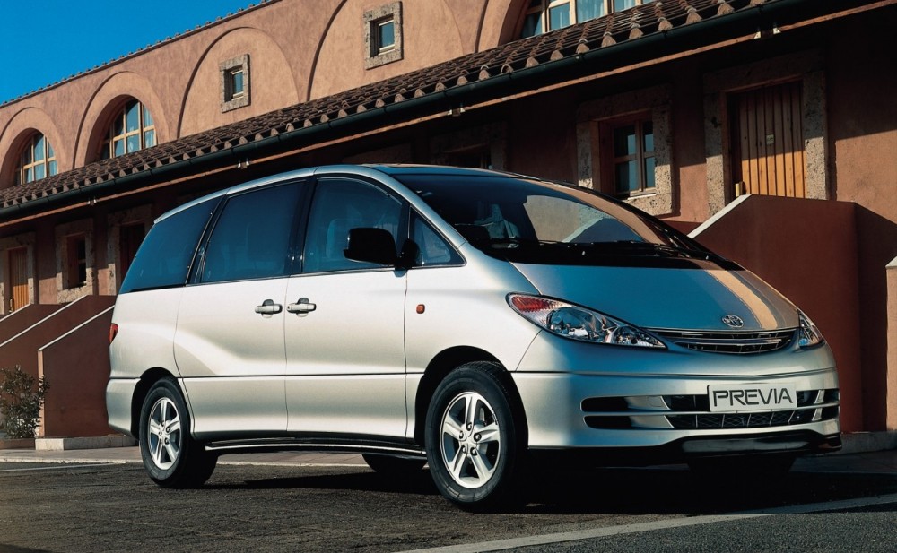 Toyota Previa Minivan / MPV 2000 2003 reviews, technical