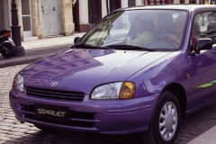Toyota Starlet 1996 3 door photo image 3