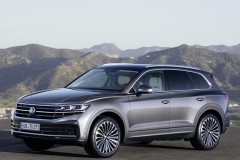 Volkswagen Touareg 2023 photo image 1