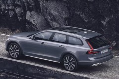 Volvo V90 Cross Country 2020 foto attēls 2