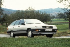 Audi 100 1988 familiar foto 1